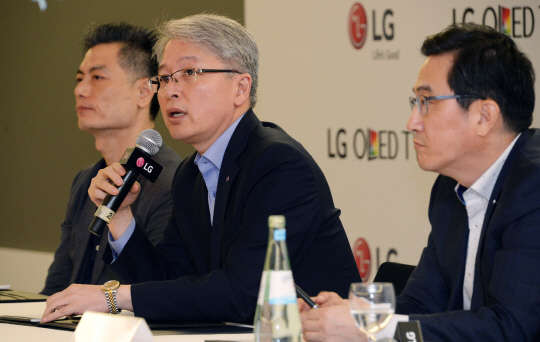 LG "Ϲݱ ÷TV Ǹ 5 øڴ"